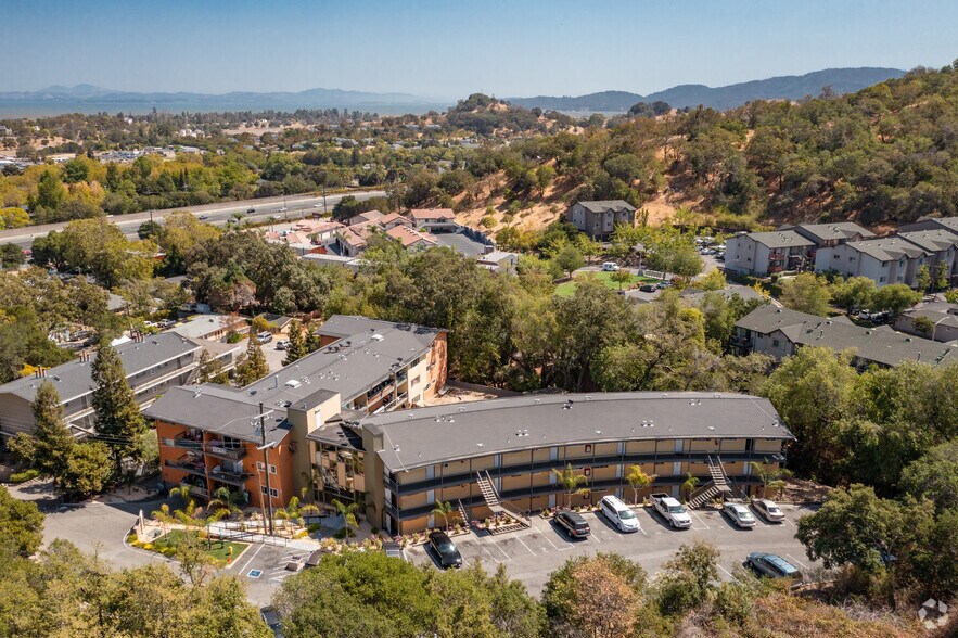 More Photos Of 195 Los Robles Rd, Novato Apartments For Sale