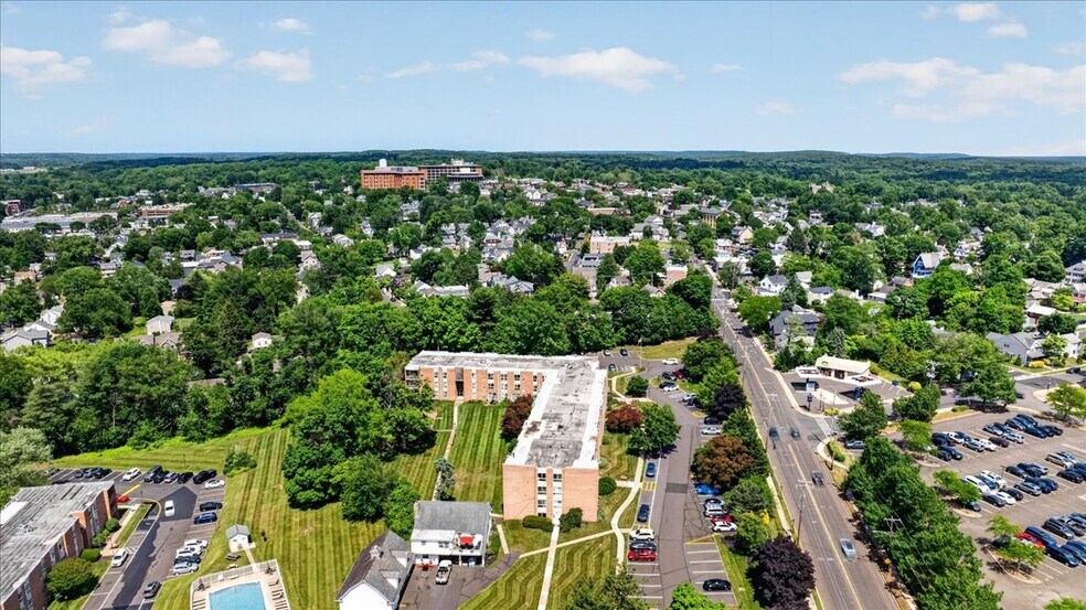 More Photos Of 303 W State St, Doylestown Apartments For Lease