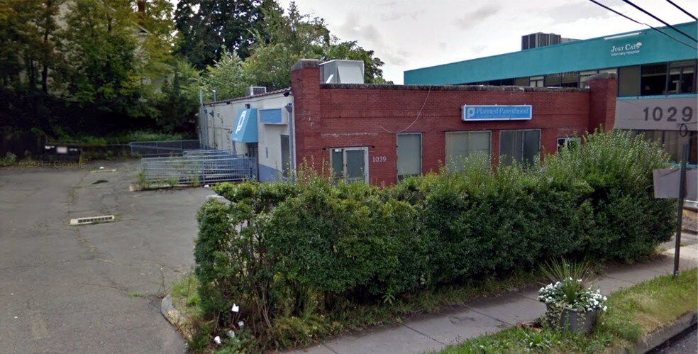 More Photos Of 1039 E Main St, Stamford Restaurant For Lease