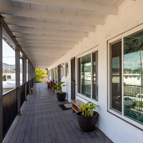 More Photos Of 45 Woodland Ave, San Rafael Apartments For Sale
