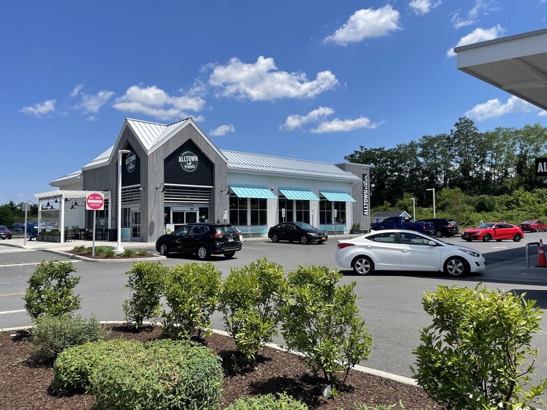 More Photos Of 1435 Erie Blvd, Schenectady Land For Sale