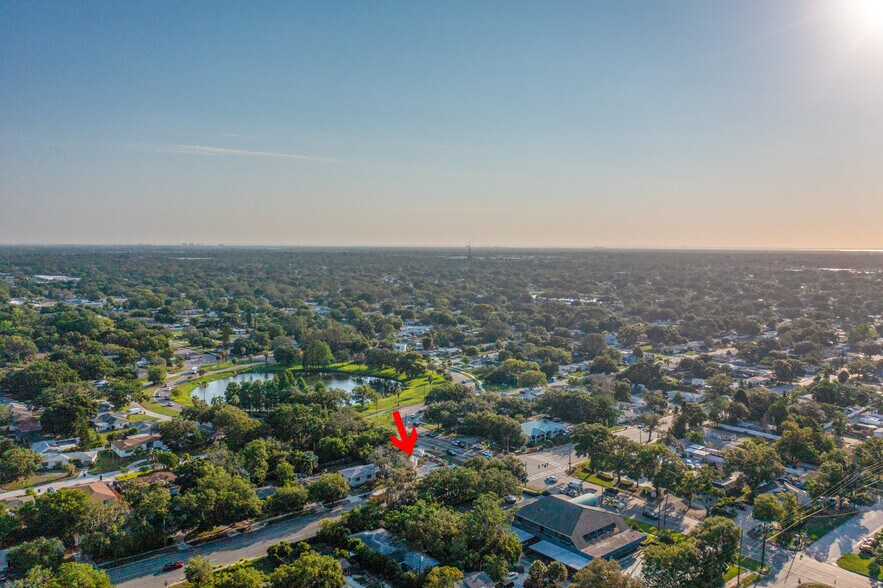More Photos Of 2200 49th St N, Saint Petersburg Medical For Sale