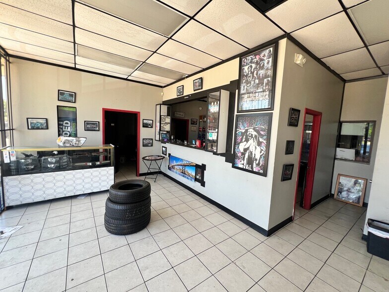 More Photos Of 8200-8290 W Bellfort St, Houston Unknown For Lease