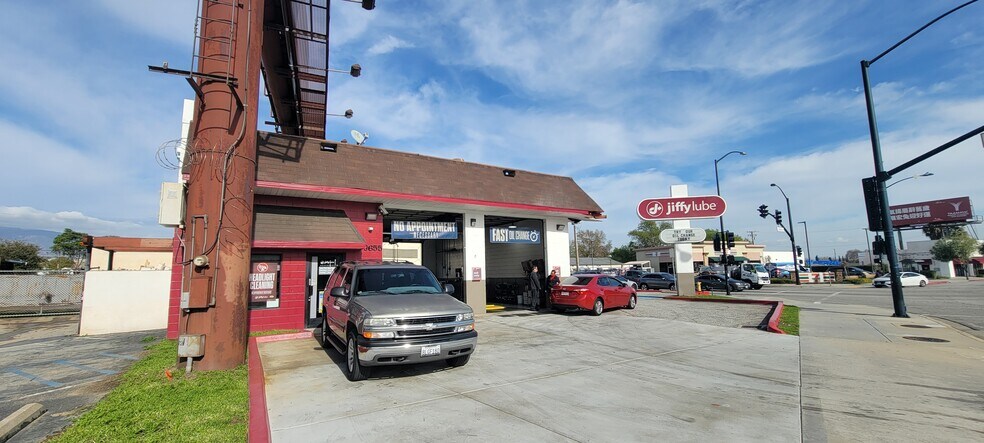 More Photos Of 9655 Valley Blvd, Rosemead Auto Repair For Sale