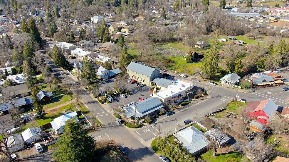 Primary Photo Of 191 Main St, Murphys General Retail For Sale