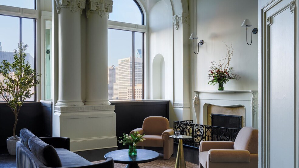 More Photos Of 200 S Broad St, Philadelphia Hotel For Lease