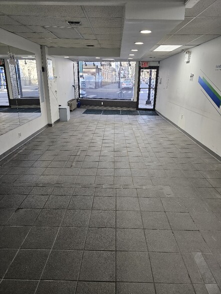 More Photos Of 8620 Jamaica Ave, Jamaica Office Residential For Lease