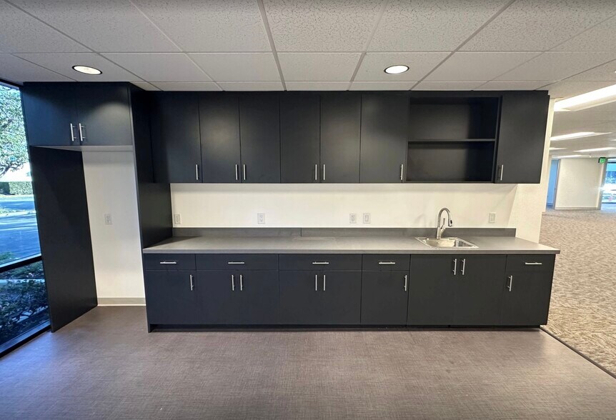 More Photos Of 17941 Fitch, Irvine Office For Lease