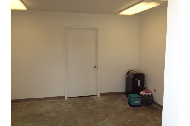 More Photos Of 4413 Old Woman Springs Rd, Yucca Valley Service For Lease