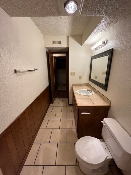 More Photos Of 312 Chalmette Dr, Norman Apartments For Sale