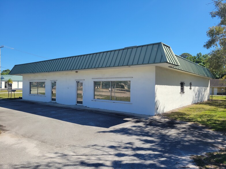 Primary Photo Of 1020 N Parrott Ave, Okeechobee Freestanding For Lease