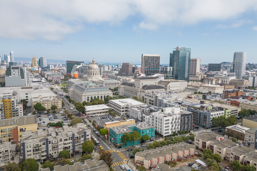 More Photos Of 687 McAllister St, San Francisco Storefront Retail Office For Lease