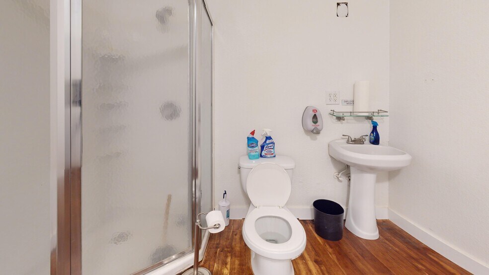 More Photos Of 3480 Barrancas Ave, Pensacola Freestanding For Lease