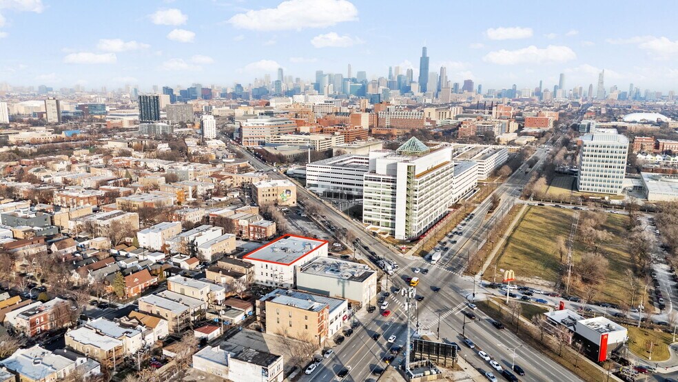 More Photos Of 1110 S Oakley Blvd, Chicago Office For Sale