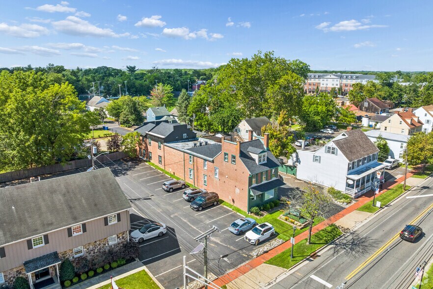 More Photos Of 39 E Main St, Marlton Office Residential For Lease