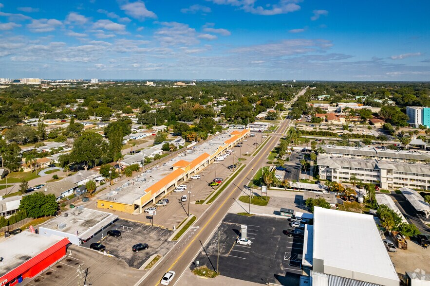 More Photos Of 1224-1260 S Highland Ave, Clearwater General Retail For Lease