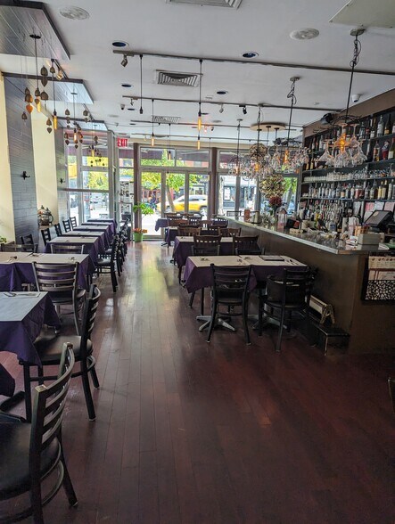 More Photos Of 662 9th Ave, New York Apartments For Lease