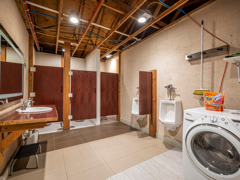 More Photos Of 2425 Township Road 414, Dundee Warehouse For Sale