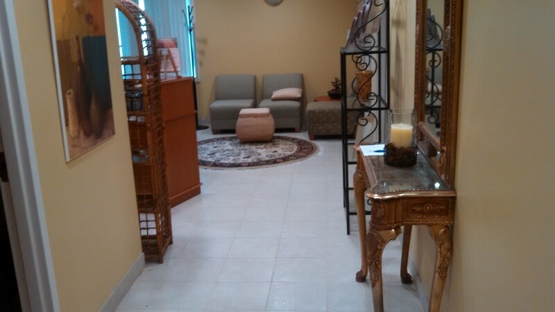 More Photos Of 711-723 Courtyard Dr, Somerville Office For Sale