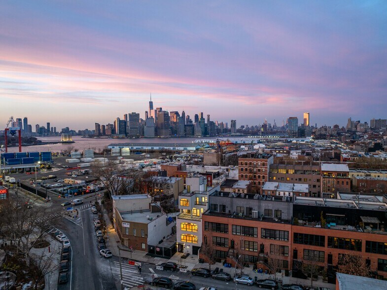 More Photos Of 41 Summit St, Brooklyn Warehouse For Sale