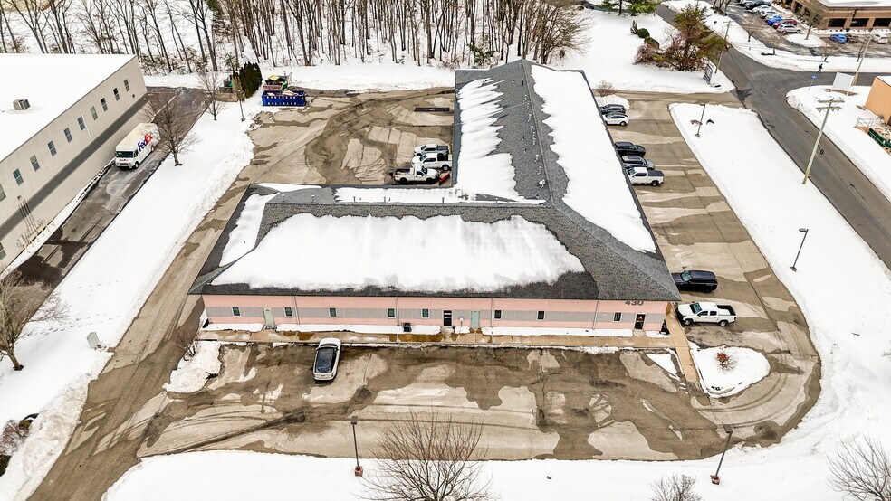 More Photos Of 430 Commerce Ln, West Berlin Showroom For Sale