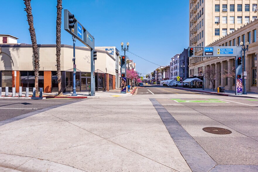 More Photos Of 301 Pine Ave, Long Beach Health Club For Lease