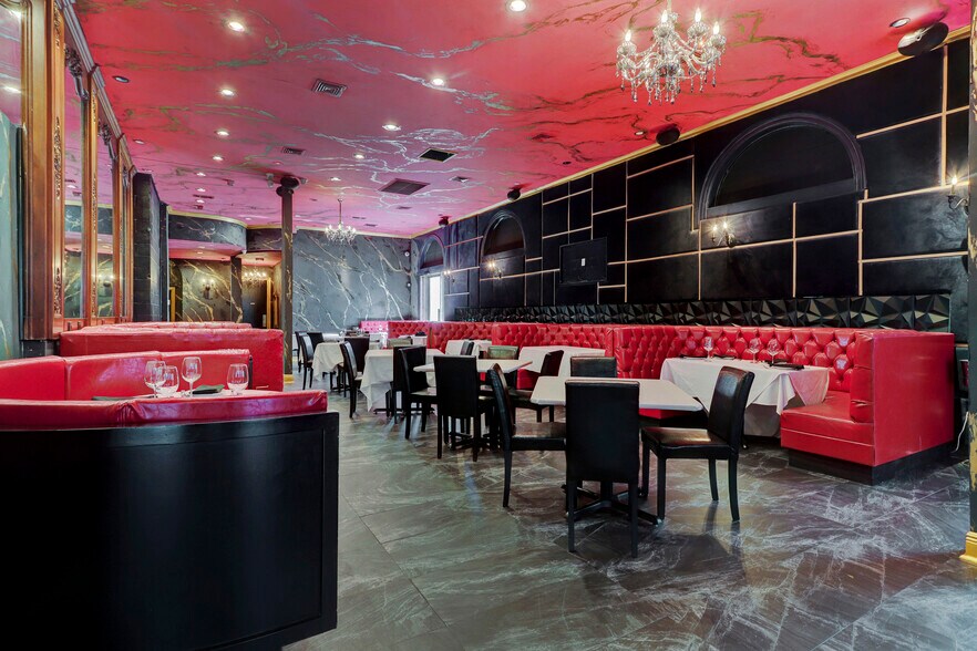 More Photos Of 4319-4321 Montrose Blvd, Houston Restaurant For Lease