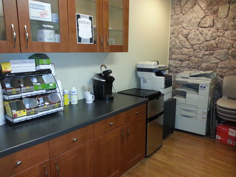 More Photos Of 1816 W Point Pike, Lansdale Office Residential For Lease