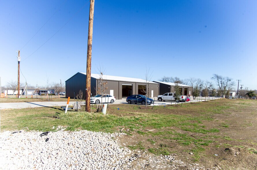 More Photos Of 803 S 2nd Ave, Mansfield Industrial For Sale