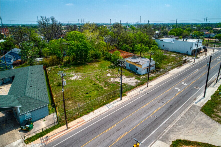 More Photos Of 512-530 Roosevelt Ave, San Antonio Land For Sale
