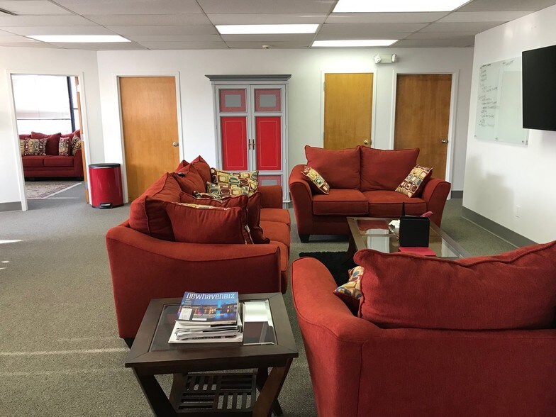 More Photos Of 194 Main St, Norwalk Office For Lease