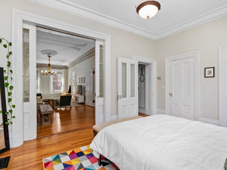 More Photos Of 43 Chestnut St, Boston Apartments For Sale