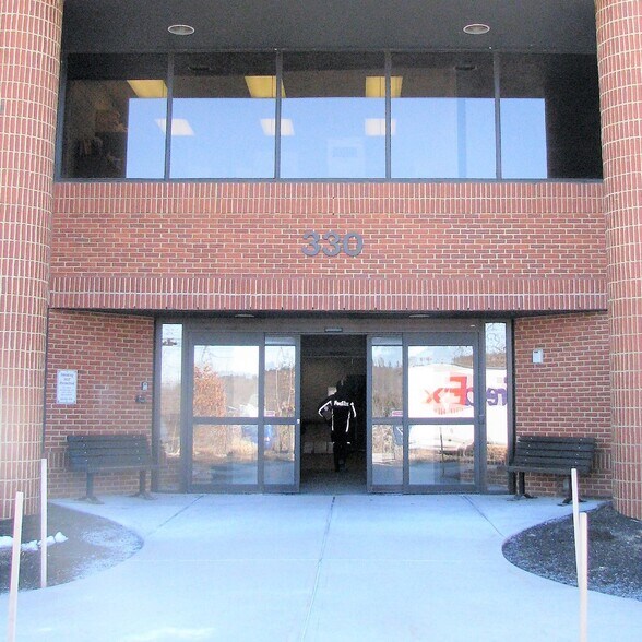 More Photos Of 330 Borthwick Ave, Portsmouth Medical For Sale