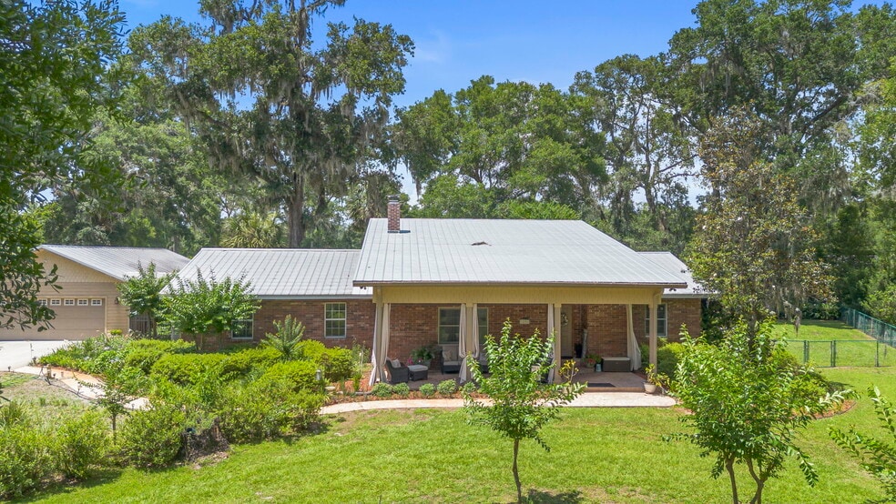 More Photos Of 1056 Reynolds Rd, De Leon Springs Specialty For Sale