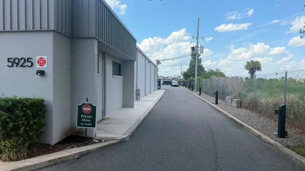 More Photos Of 5925 Precision Dr, Orlando Warehouse For Lease