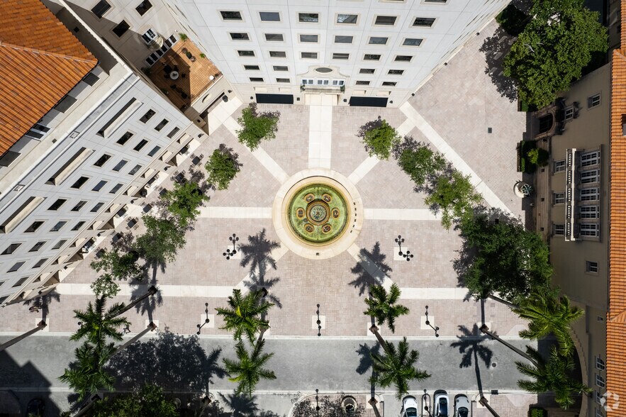 More Photos Of 800 S Douglas Rd, Coral Gables Unknown For Lease