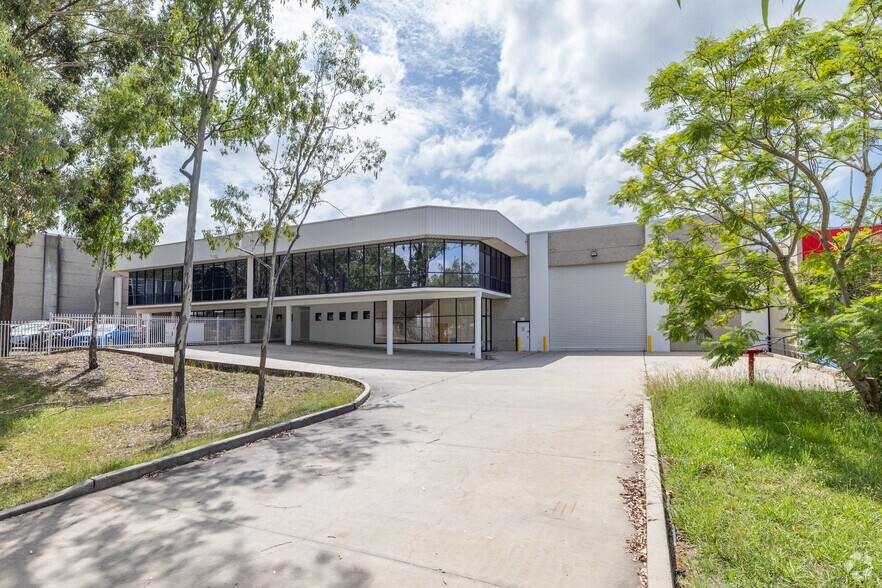 Primary Photo Of 23-25 Tarlington Pl, SMITHFIELD Light Manufacturing For Lease