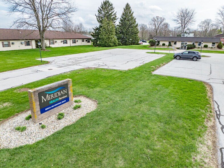 More Photos Of 201 E South St, Markle Medical For Sale