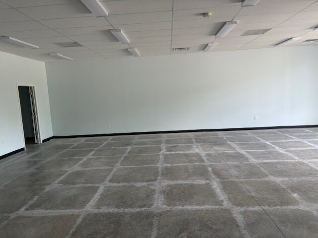 More Photos Of 7711 Porter Rd, Niagara Falls Medical For Lease