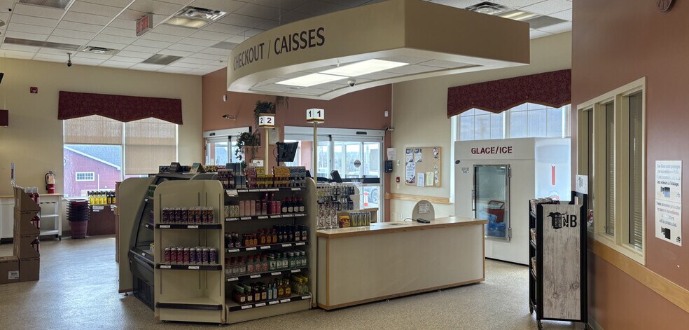 More Photos Of 375 Miller Blvd, Dalhousie Freestanding For Lease