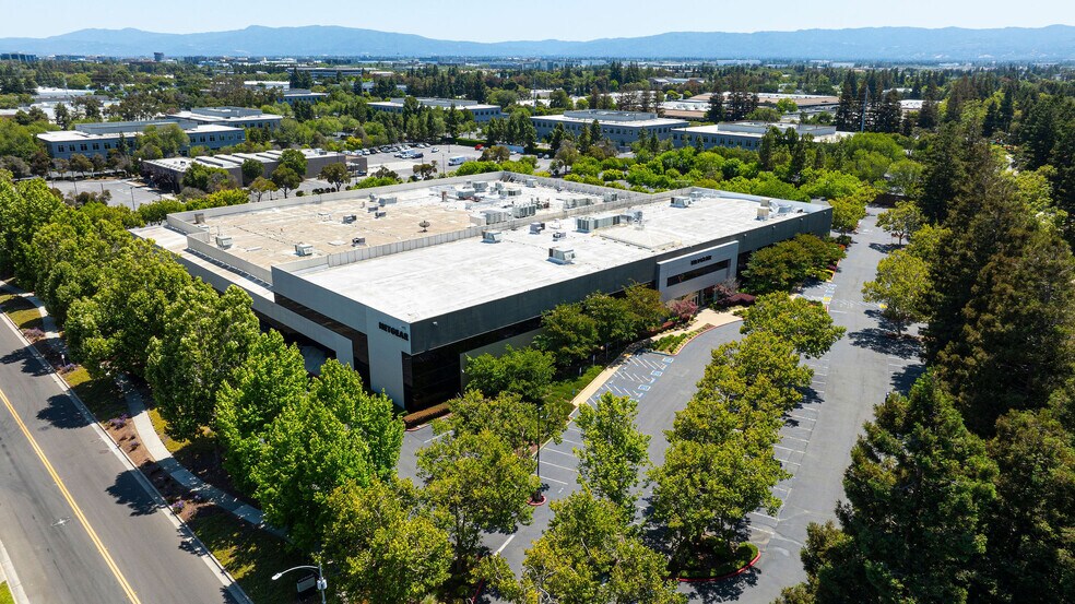 More Photos Of 350 E Plumeria Dr, San Jose Research And Development For Sale