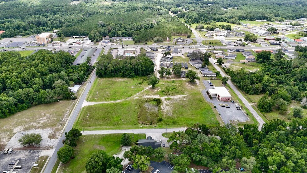 More Photos Of 3650 NW Devane St, Lake City Land For Lease