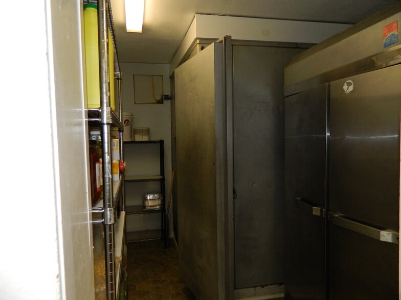 More Photos Of 304 Hawley Ave, Syracuse Restaurant For Lease