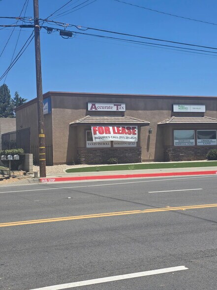 More Photos Of 1302 E 6th St, Beaumont Freestanding For Lease