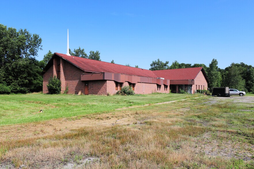 More Photos Of 5165 M L King Ave, Flint Religious Facility For Sale