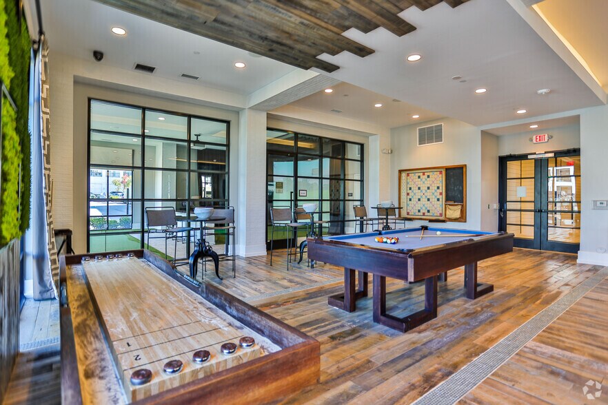 More Photos Of 7420 N Rea Park Ln, Charlotte Apartments For Lease