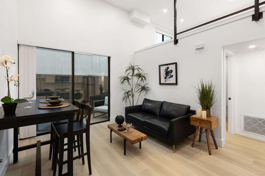 More Photos Of 5727 Lauretta St, San Diego Apartments For Sale