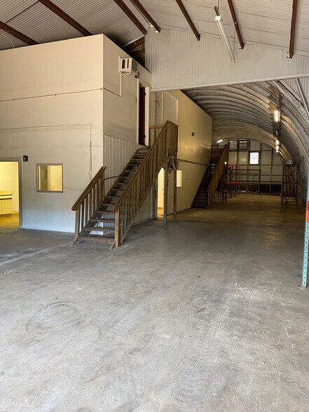 More Photos Of 4268 Halenani St, Lihue Warehouse For Lease