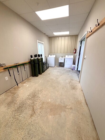More Photos Of 629 E Forsyth St, Americus Office For Sale