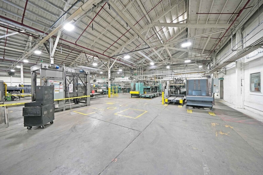 More Photos Of 108 W Walnut St, Yakima Food Processing For Sale